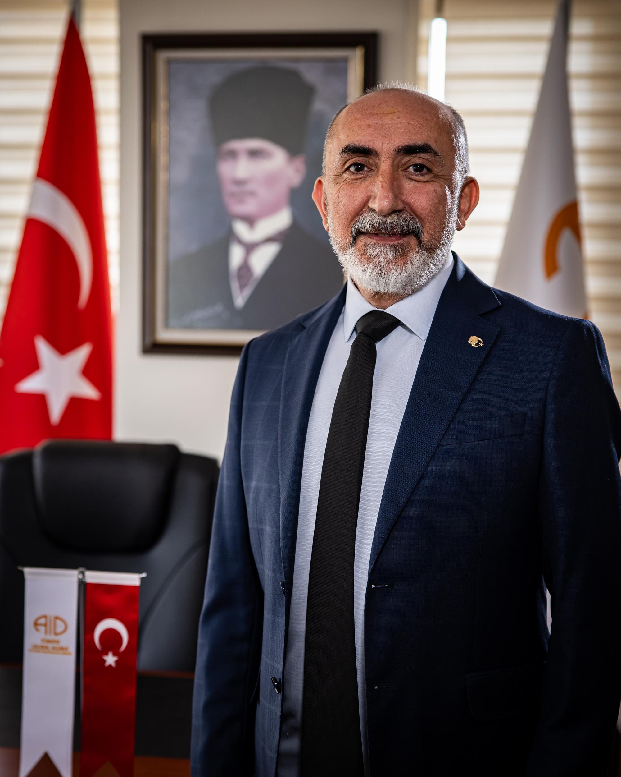 Prof. Dr. Fazıl Orhan